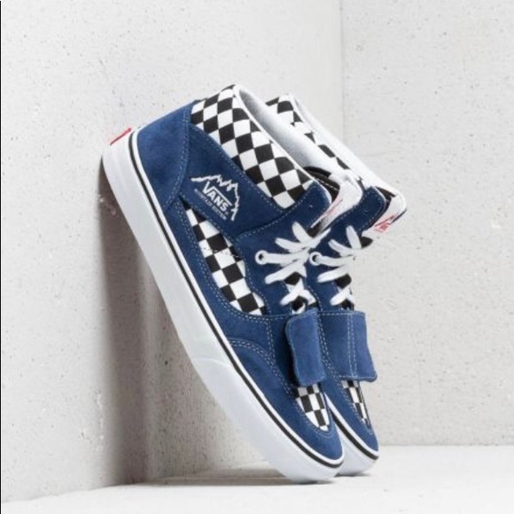 Vans Other - VANS MOUNTAIN EDITION CHECKERD HI TOP